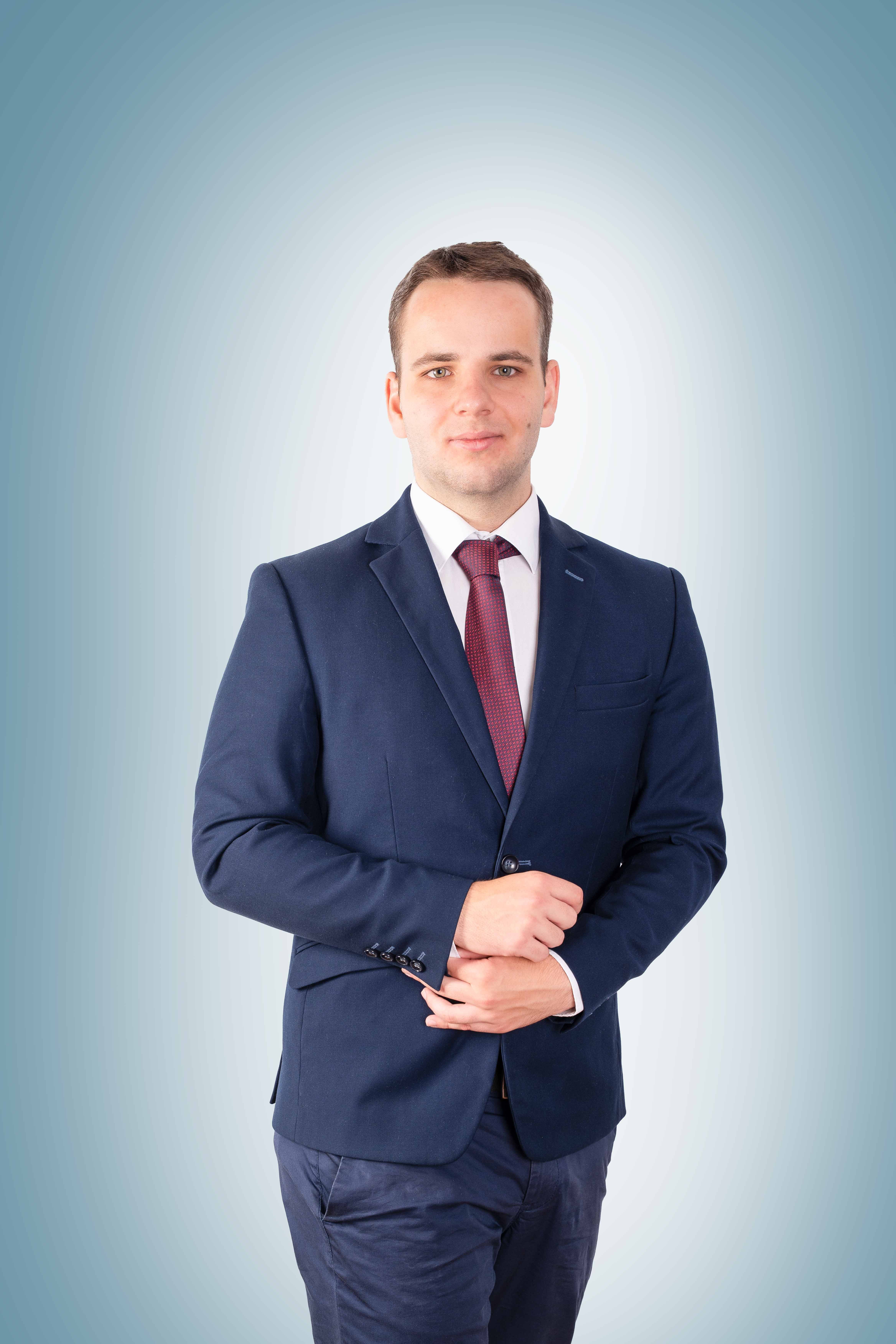 Tomáš Kvapil Tomáš Kvapil
